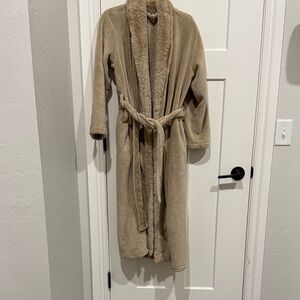 Pottery Barn Tan Plush Robe